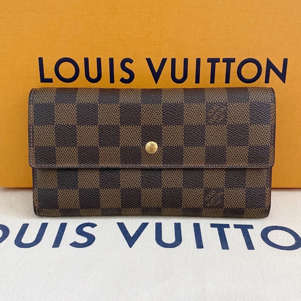 💎✨LONG WALLET✨💎 Auth Louis Vuitton Damier Ebene!
